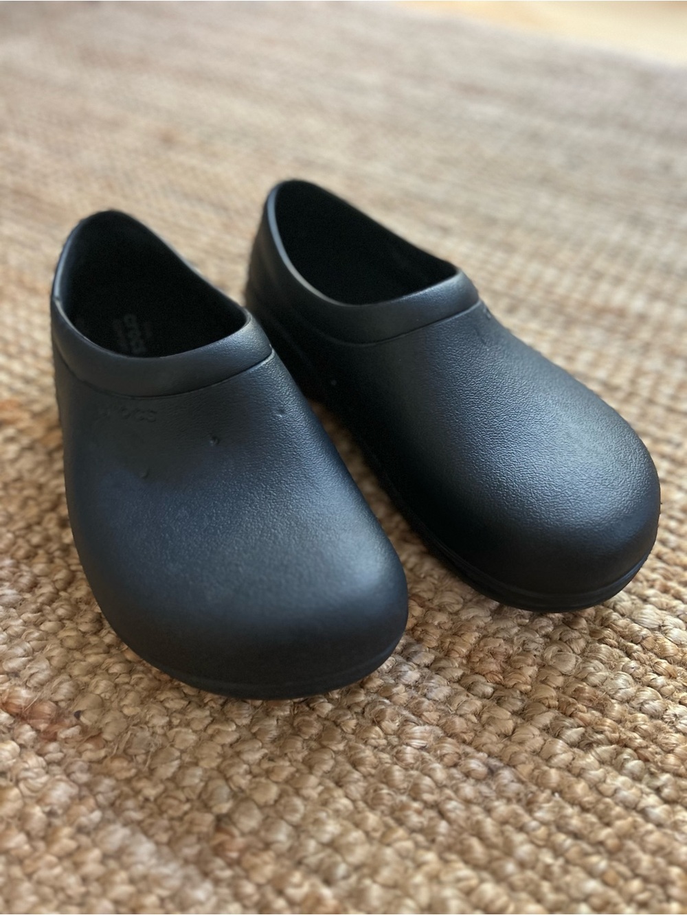 CROCS Women’s Black Classic Clog Mules